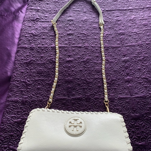 Authentic Tory Burch white whipstitch crossbody bag - Picture 8 of 11